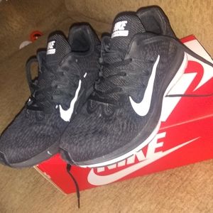Nike Air Motion 2